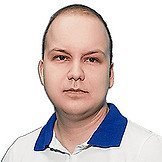 Врач Ходжанов Руслан Михайлович